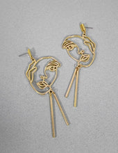 Load image into Gallery viewer, Picasso Face Design Metal Tassel Drop Dangle Post Earrings