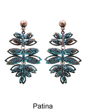 Load image into Gallery viewer, Laurel leaf earrings, Evergreen leaf earrings, Nature inspired, Post Earrings
