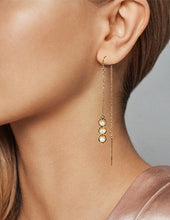 Load image into Gallery viewer, Mother of Pearl, Fresh Pearl, Real Pearl, Natural pearl, Drop Dangle earrings