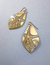 Load image into Gallery viewer, Starfish Design Engraved Teardrop Shape Drop Dangle Earrings