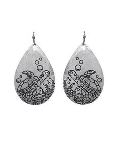 Under Sea and Turtle Designed Engraved Teardrop Shape Drop Dangle Earrings