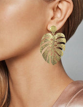 Load image into Gallery viewer, Monstera earrings Tropical plant Leaf earring Nature inspired floral leaves Post earrings