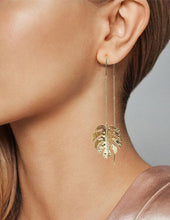 Load image into Gallery viewer, Monstera earrings Tropical plant Leaf earring Nature inspired floral leaves Long drop earrings