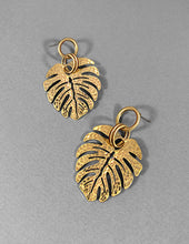 Load image into Gallery viewer, Monstera earrings Tropical plant Leaf earring Nature inspired floral leaves Post earrings