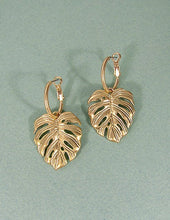 Load image into Gallery viewer, Monstera earrings Tropical plant Leaf earring Nature inspired floral leaves Hoop earrings