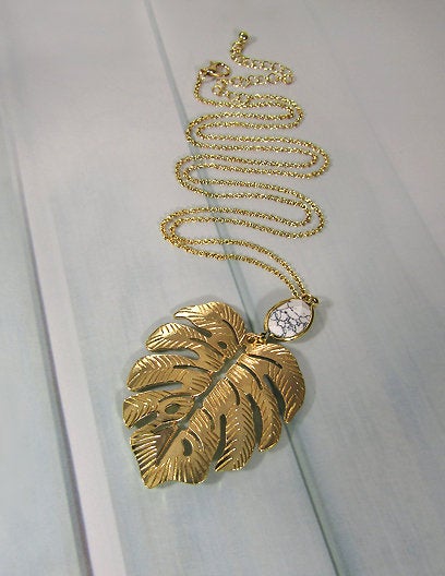 Monstera Necklace Tropical plant Leaf Necklace Nature floral leaves Necklace with Natural stone, 30 inch plus 3 inch